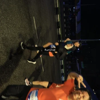 Runner Photo 7894312