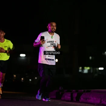 Runner Photo 7894323