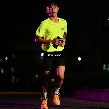Runner Photo 7894335