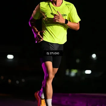 Runner Photo 7894351