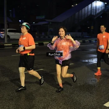 Runner Photo 7894367