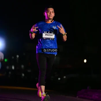 Runner Photo 7894368