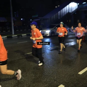 Runner Photo 7894374