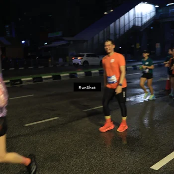 Runner Photo 7894376