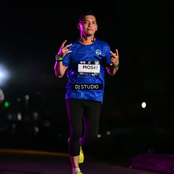 Runner Photo 7894378