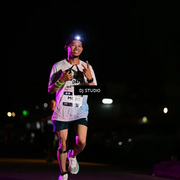 Runner Photo 7894385