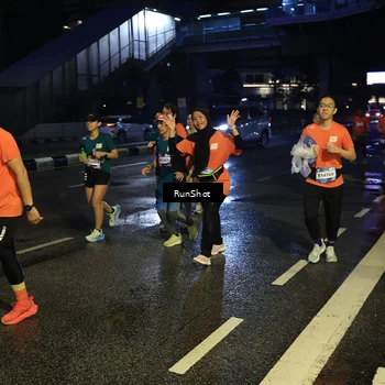 Runner Photo 7894388