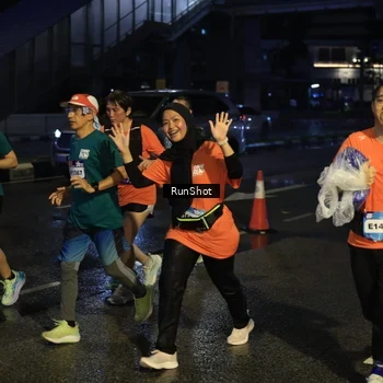 Runner Photo 7894397