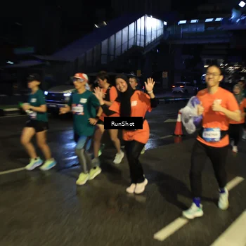 Runner Photo 7894405