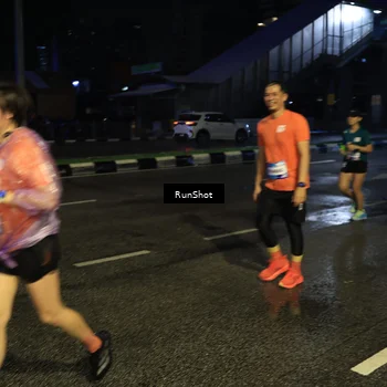 Runner Photo 7894410