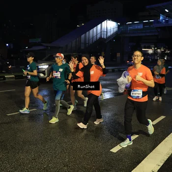 Runner Photo 7894412