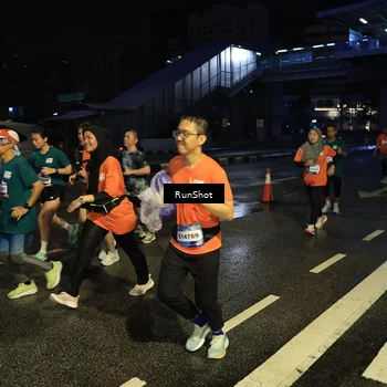 Runner Photo 7894428