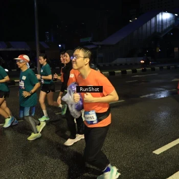 Runner Photo 7894432