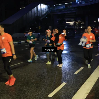 Runner Photo 7894435