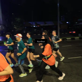 Runner Photo 7894443