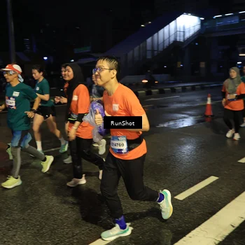 Runner Photo 7894446