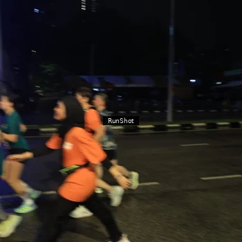 Runner Photo 7894452