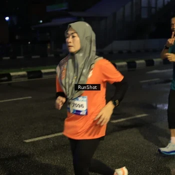 Runner Photo 7894464
