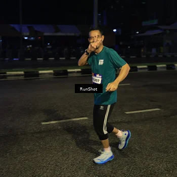 Runner Photo 7894501