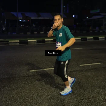 Runner Photo 7894502