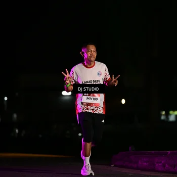 Runner Photo 7894505