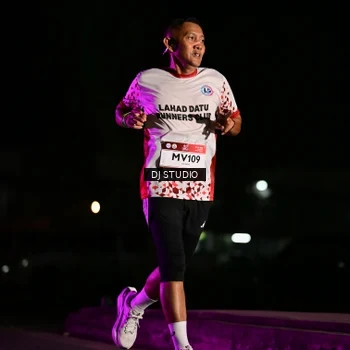 Runner Photo 7894522