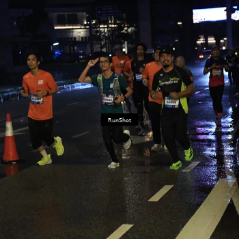 Runner Photo 7894547