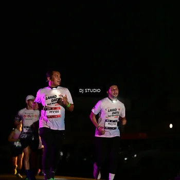 Runner Photo 7894609