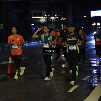 Runner Photo 7894610
