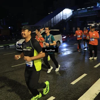 Runner Photo 7894611