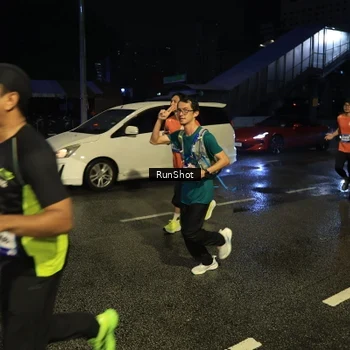 Runner Photo 7894614