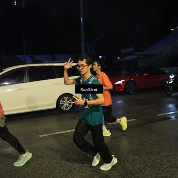 Runner Photo 7894626