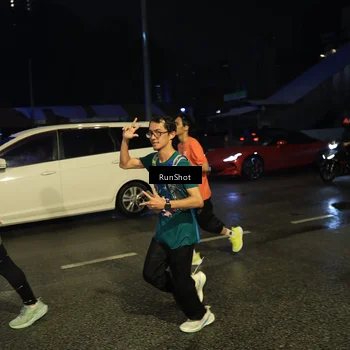 Runner Photo 7894627