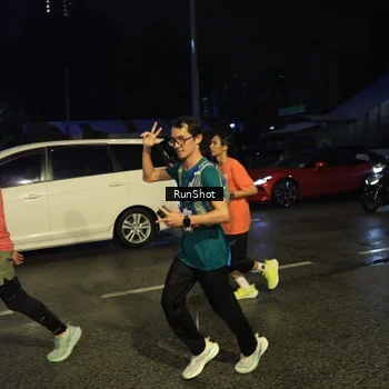 Runner Photo 7894633