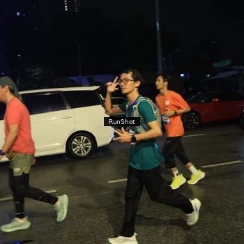 Runner Photo 7894634