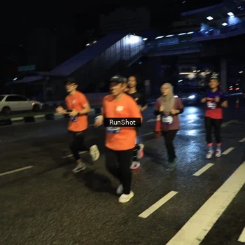 Runner Photo 7894643
