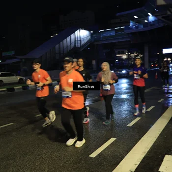 Runner Photo 7894644
