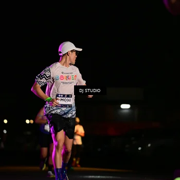 Runner Photo 7894646