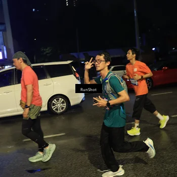 Runner Photo 7894647
