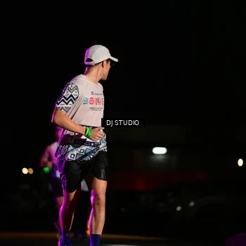 Runner Photo 7894656