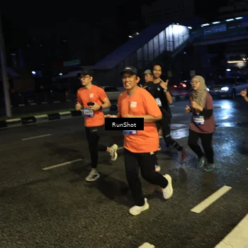 Runner Photo 7894657