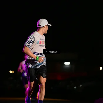 Runner Photo 7894658