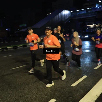 Runner Photo 7894663
