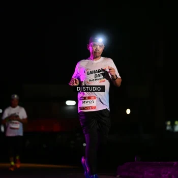 Runner Photo 7894692