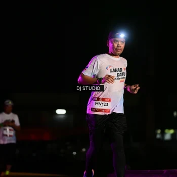 Runner Photo 7894695