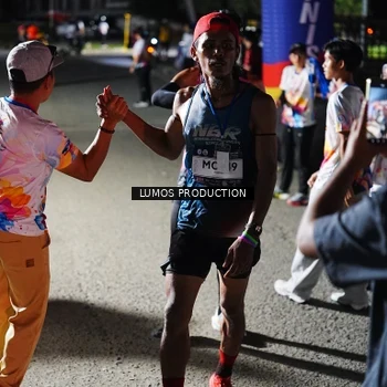 Runner Photo 7894697