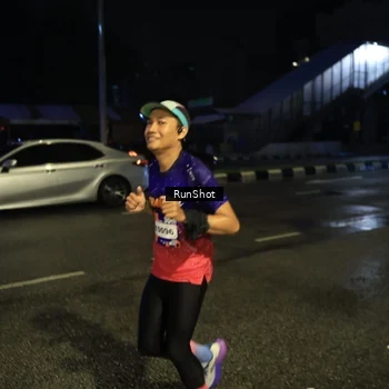 Runner Photo 7894727