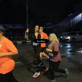 Runner Photo 7894729