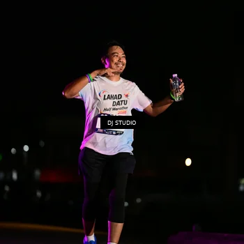 Runner Photo 7894737