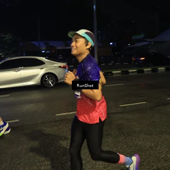 Runner Photo 7894749